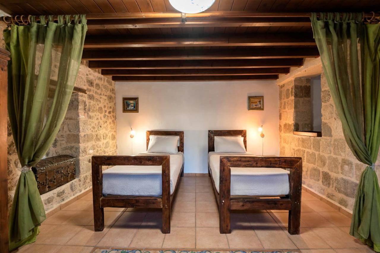 Secret Garden - Old Town Apartment Rhodes City Exterior photo