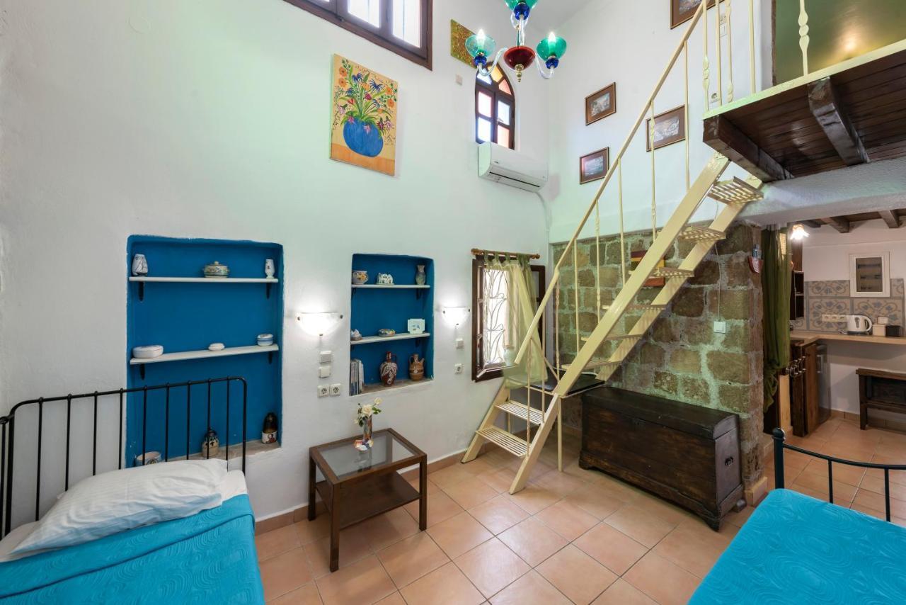 Secret Garden - Old Town Apartment Rhodes City Exterior photo